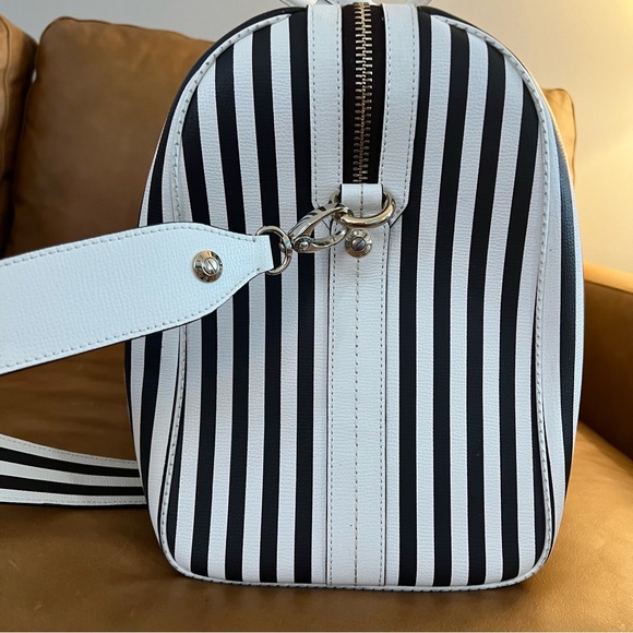 Henri Bendel Centennial Striped Rainbow Duffel Bag and Matching Strap - Picture 4 of 8